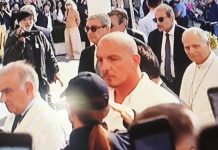 Papa Leone XIV, riuscito l’intervento al polmone al Gemelli: il Pontefice è tornato nella sua stanza
